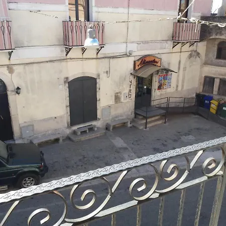 La Nicchia Gerace